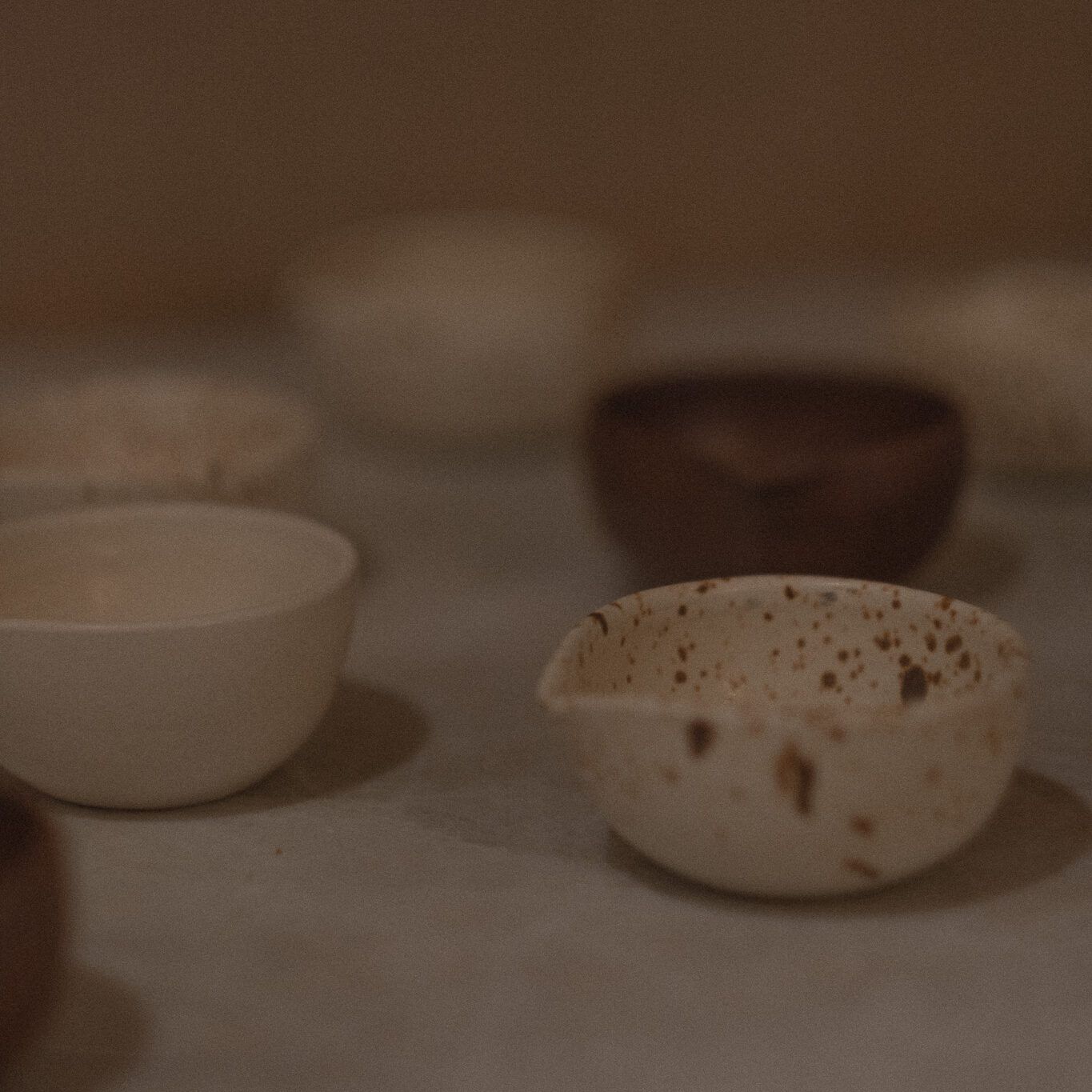 authentikka x doenues ceramics – handmade diyas from hamburg